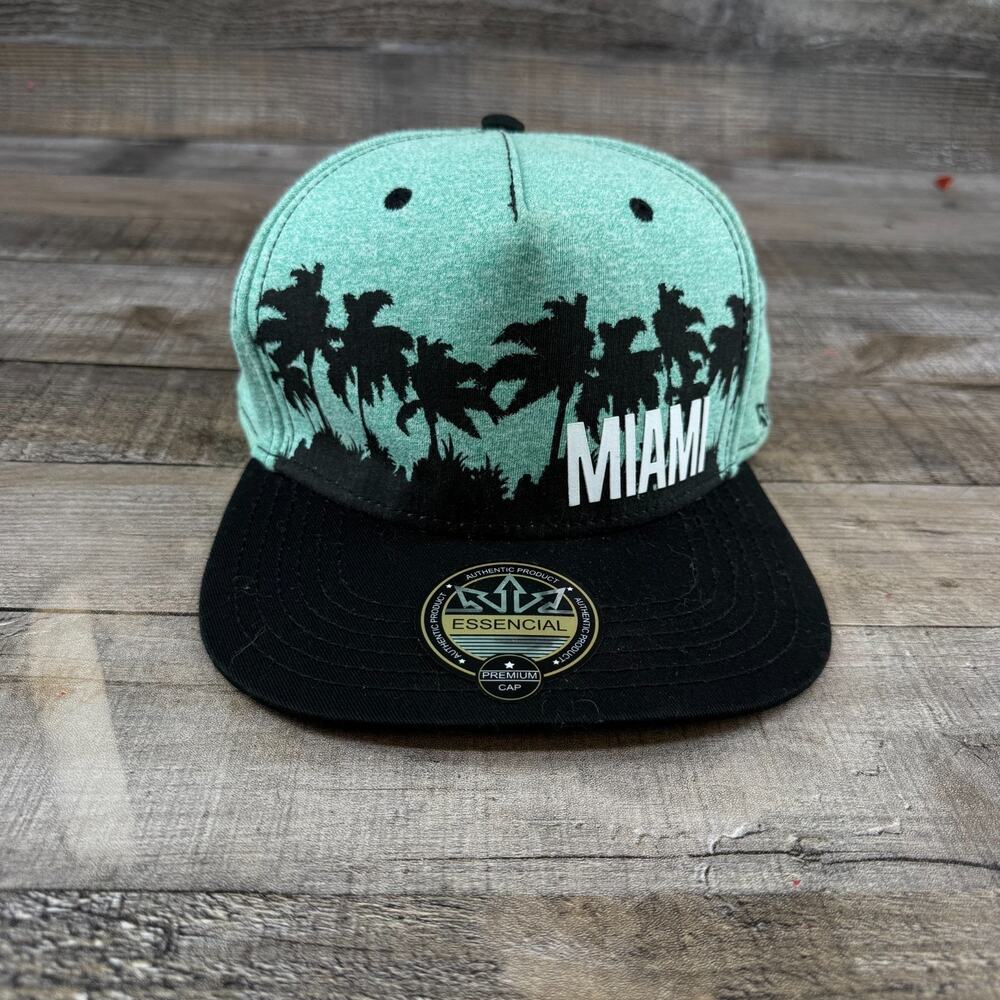 Miami Snapback Hat Men's One Size Green Fitted Flat Brim Essencial